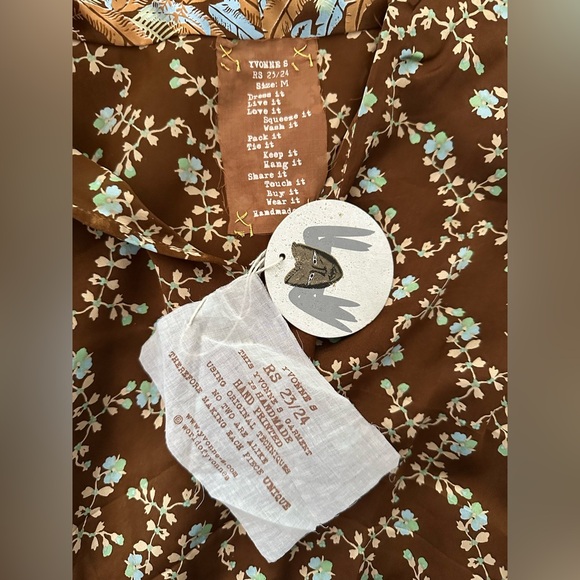 NWT - YVONNE S Silk Pussybow Blouse - Size M - Picture 5 of 5